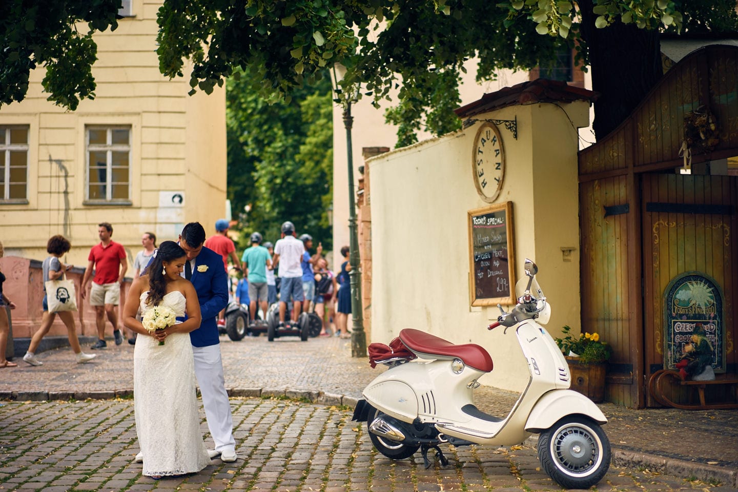 Svatba u Karlova mostu