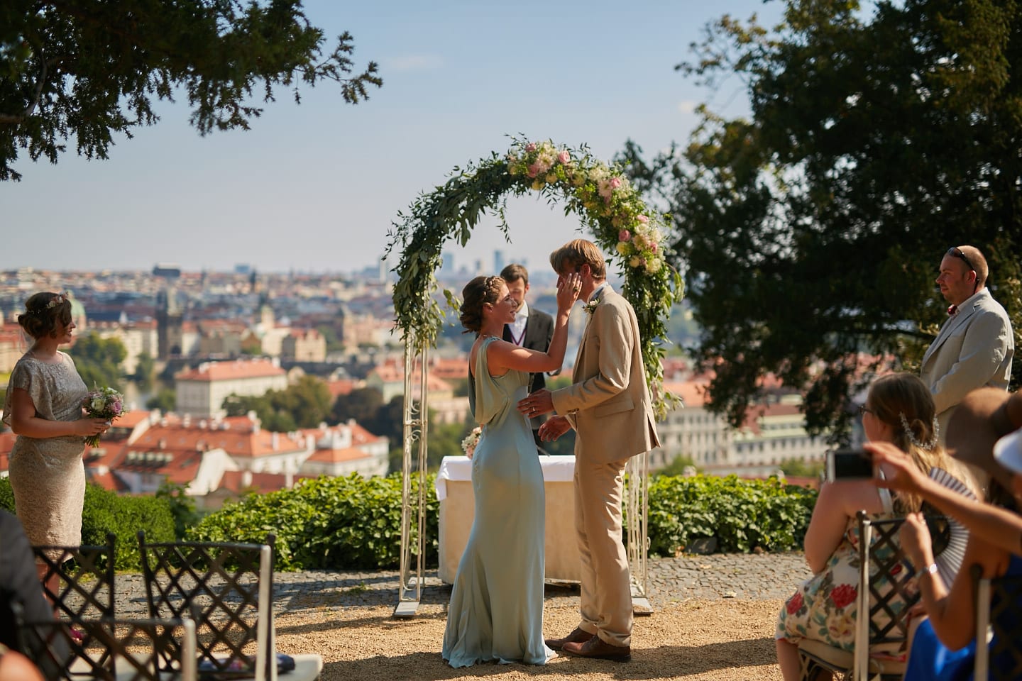 Svatba Evy a Štěpána ve Villa Richter pod Pražským hradem