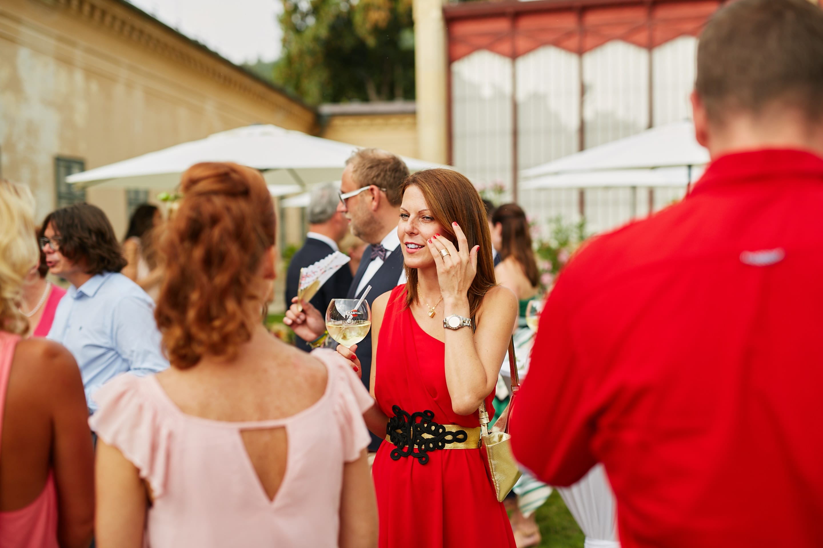 Svatební fotky z letní podvečerní svatby